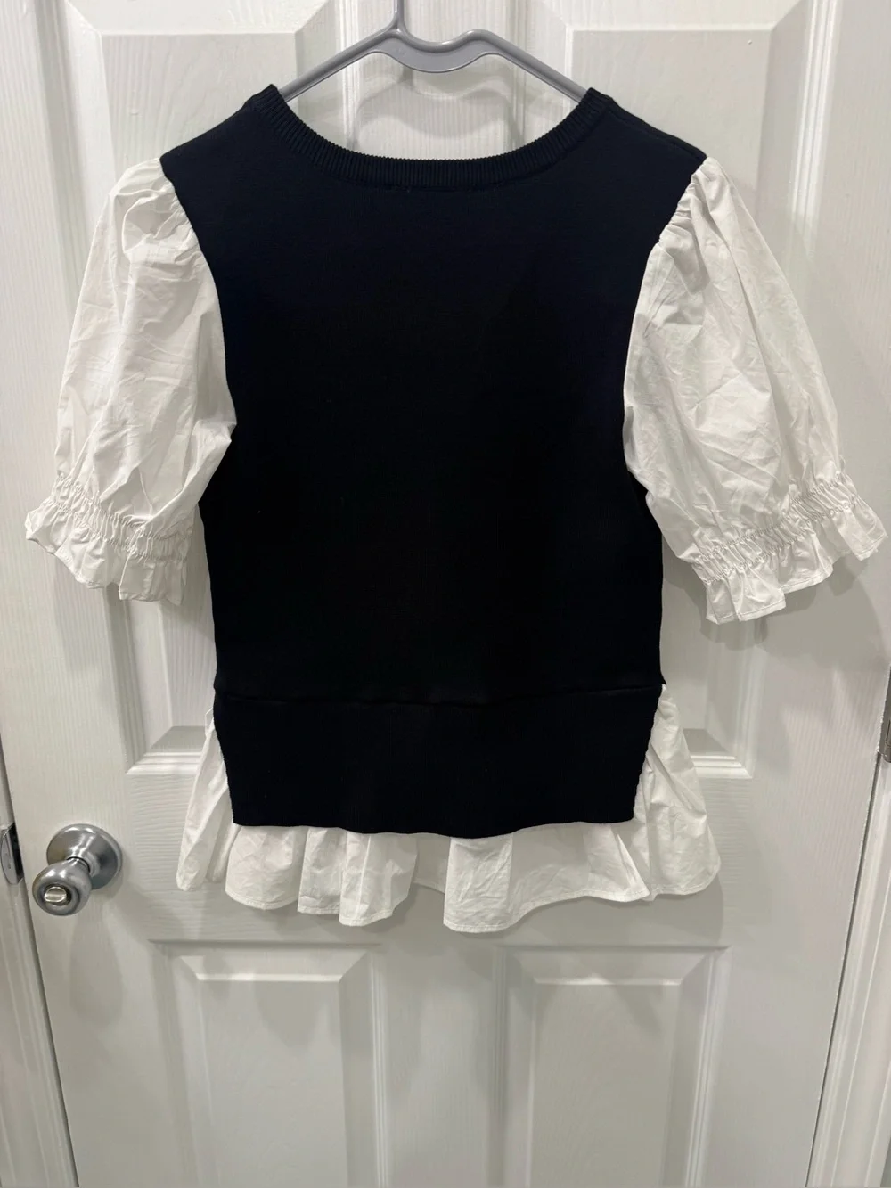 Anthropologie Black and White Layered Puff-Sleeve Academia Women's Top- XS- EUC